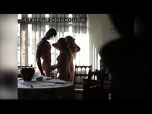 ❤️ လိင်မိတ်ဆွေများက ဧရာမယောက်ျားနှင့် သူနှင့်အတူ သုံးယောက်ကို ဖိတ်ခေါ်သည်။ ❤️❌ Sluts မှာ ငါတို့မှာ ❌️